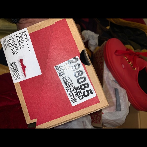 Vans authentic red